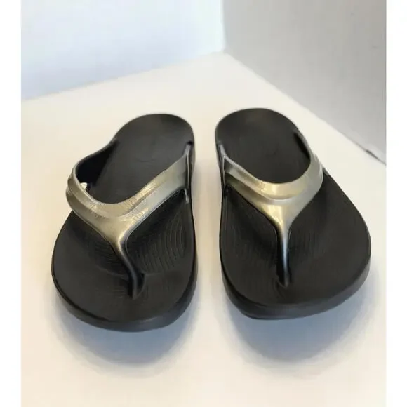 OOFOS OoLaLa LUX Women’s Black Metallic Thong Recovery Flip Flop Sandals US 10 - Picture 6 of 9